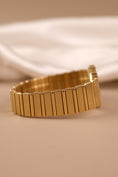 Bild in Galerie-Betrachter laden, Piaget Polo 7561 C735 Box 32mm, Rare Qatar Dial Factory Set, 18k Gold
