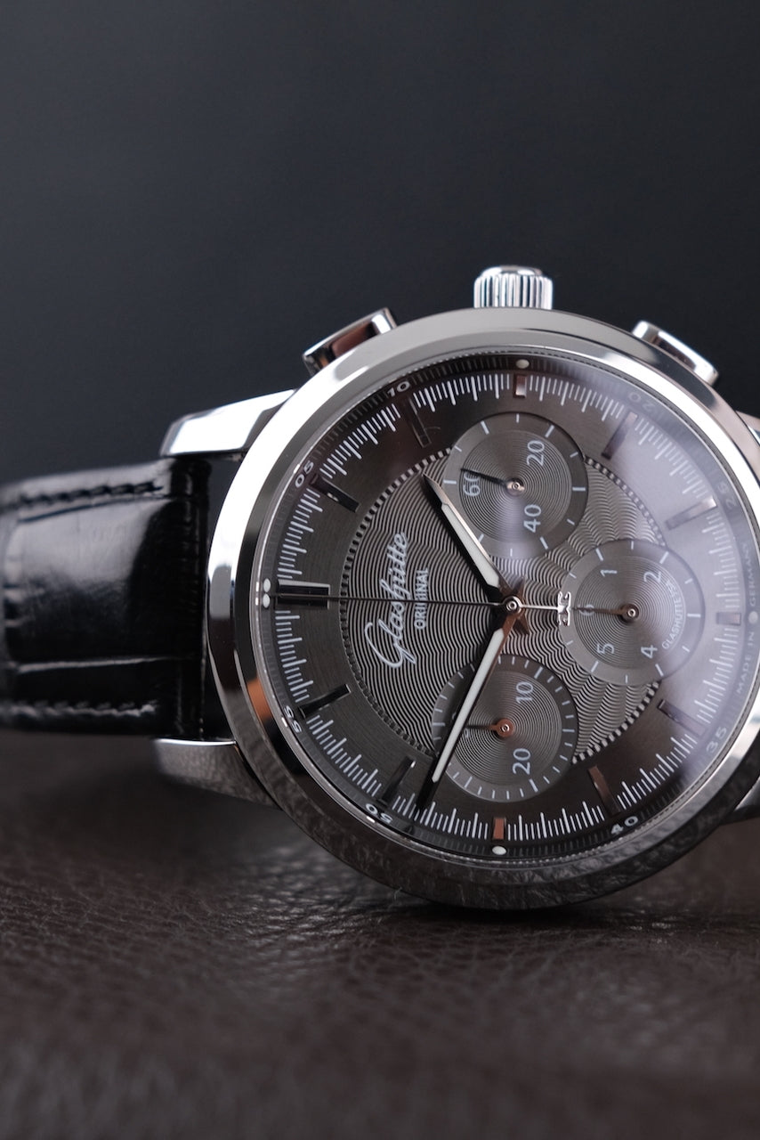 Glashütte Senator Chronograph 39-31-34-42-04 - Detail view 2