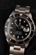 Bild in Galerie-Betrachter laden, Rolex Submariner Date 16610 Box + og. Papiere First Buyer's Invoice, LC100, SERVICED, Tritium, S-Series

