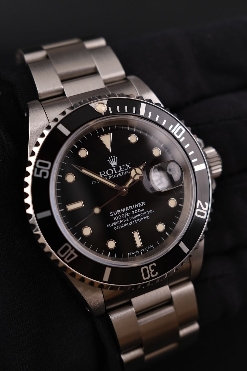Rolex Submariner Date 16610 Box + og. Papiere First Buyer's Invoice, LC100, SERVICED, Tritium, S-Series