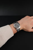 Cargar la imagen en la vista de la galería, Rolex Datejust 41 126334 Box + og. Papiere Rhodium Dial, SERVICED, 2017
