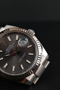 Cargar la imagen en la vista de la galería, Rolex Datejust 41 126334 Box + og. Papiere Rhodium Dial, SERVICED, 2017
