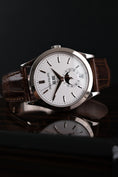 Bild in Galerie-Betrachter laden, Patek Philippe Annual Calendar 5396G-011 Box + og. Papiere 18k White Gold, German Delivered, 38mm, Moonphase
