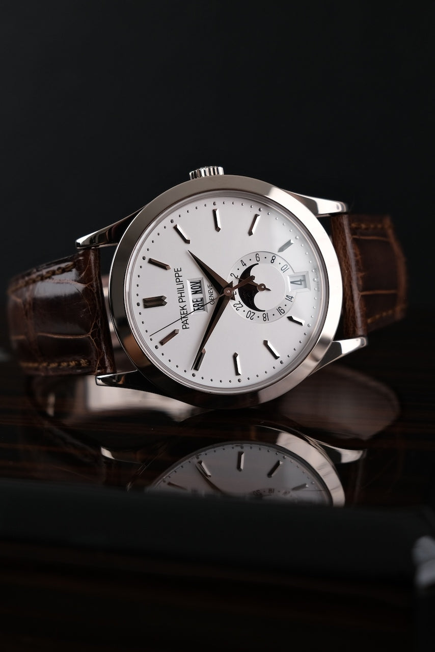 Patek Philippe Annual Calendar 5396G-011 Box + og. Papiere 18k White Gold, German Delivered, 38mm, Moonphase
