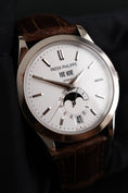 Bild in Galerie-Betrachter laden, Patek Philippe Annual Calendar 5396G-011 Box + og. Papiere 18k White Gold, German Delivered, 38mm, Moonphase
