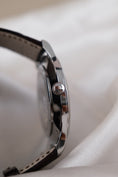 Carica l'immagine nel visualizzatore della galleria, Jaeger-LeCoultre Master Grande Ultra Thin 1358420 Box + og. Papiere German Delivered, SERVICED, Silver Dial
