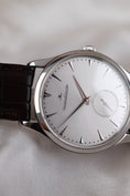 Carica l'immagine nel visualizzatore della galleria, Jaeger-LeCoultre Master Grande Ultra Thin 1358420 Box + og. Papiere German Delivered, SERVICED, Silver Dial
