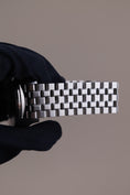 Charger l'image dans la visionneuse de la galerie, IWC Pilot Chronograph IW371701 - Detail view 9
