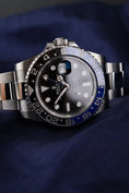 Bild in Galerie-Betrachter laden, Rolex GMT-Master II 126710BLNR Box + og. Papiere 40mm, "Batman"
