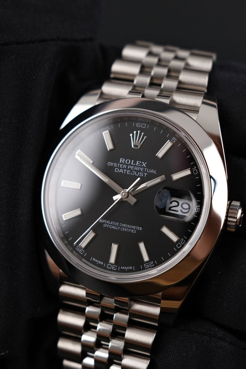 Rolex Datejust 41 126300 Box + og. Papiere Jubilee, LC100, First Buyer's Invoice, Black Dial