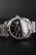 Bild in Galerie-Betrachter laden, Rolex Datejust 41 126300 Box + og. Papiere Jubilee, LC100, First Buyer's Invoice, Black Dial
