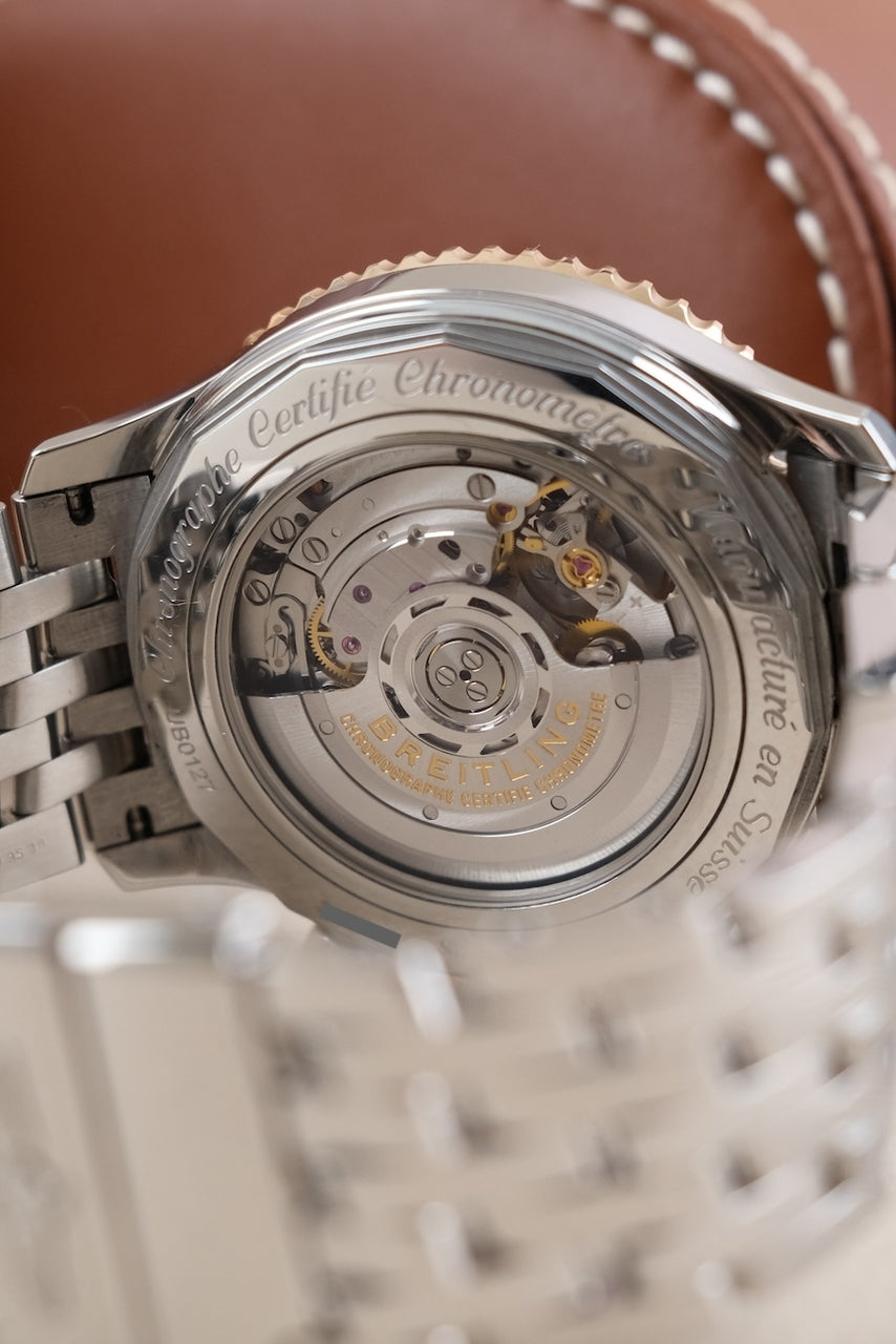 Breitling Navitimer 46 B01 UB012721/BE18 Box + og. Papiere Steel Rosegold, 2 Leather Straps incl. Breitling Clasp