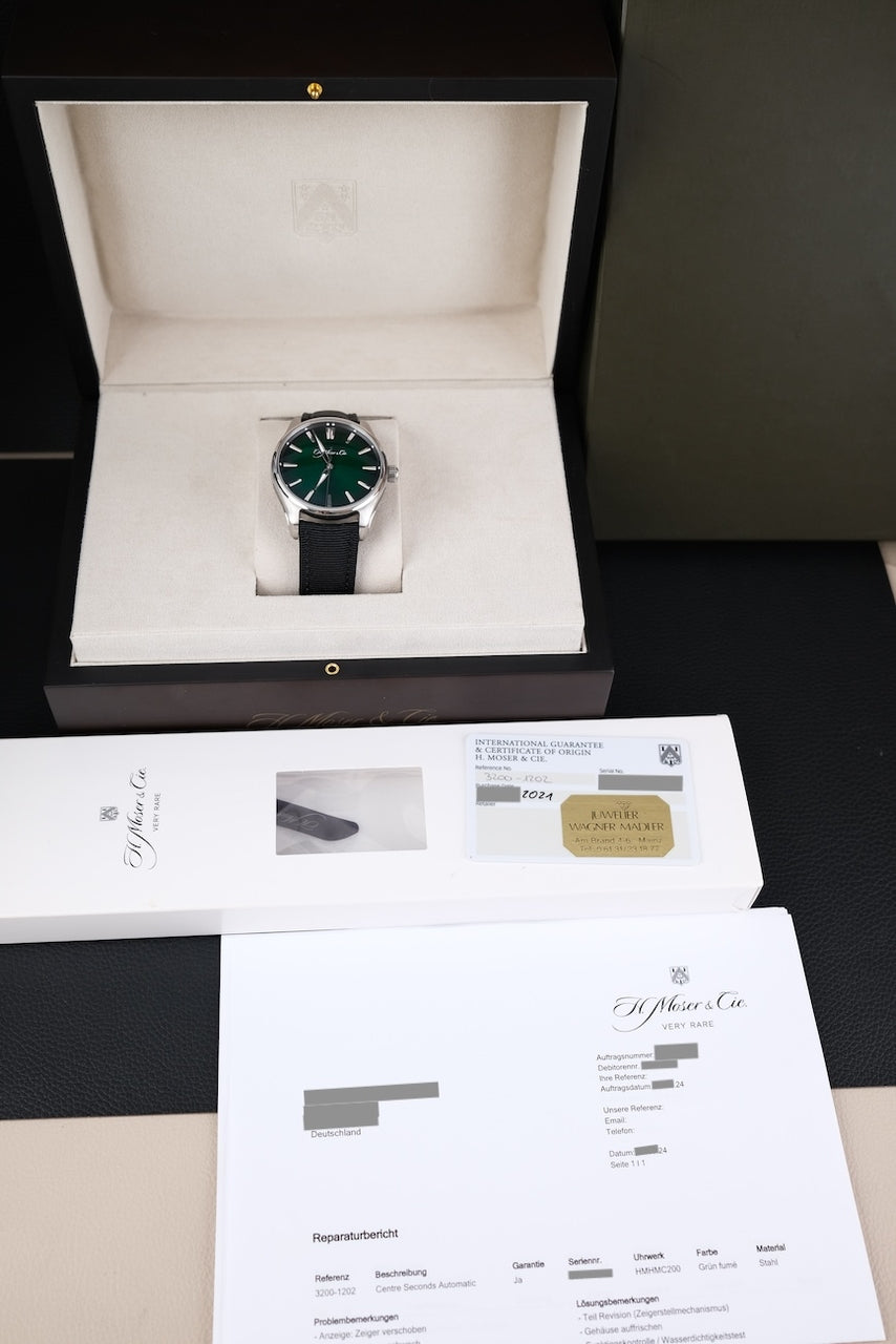 H.Moser & Cie Pioneer Center Seconds Automatic 3200-1202 Box + og. Papiere Cosmic Green, German Delivered, 42,8mm