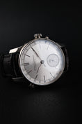 Bild in Galerie-Betrachter laden, Moritz Grossmann GMT MG002155 Box + og. Papiere 18k White Gold, 41mm

