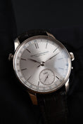 Bild in Galerie-Betrachter laden, Moritz Grossmann GMT MG002155 Box + og. Papiere 18k White Gold, 41mm
