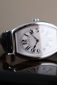 Bild in Galerie-Betrachter laden, Patek Philippe Gondolo 5098P Box + og. Papiere Platinum, 3 Patek Straps, 32 x 42mm
