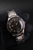 Bild in Galerie-Betrachter laden, Omega Seamaster 300 23430412101001 Box + og. Papiere Black Dial, 2021, 41mm
