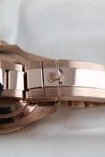 Bild in Galerie-Betrachter laden, Rolex GMT-Master II 126715CHNR - Detailansicht 9
