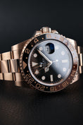 Bild in Galerie-Betrachter laden, Rolex GMT-Master II 126715CHNR - Detailansicht 2

