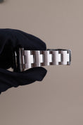 Carica l'immagine nel visualizzatore della galleria, Rolex Oyster Perpetual 39 114300 - Detailansicht 6
