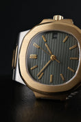 Charger l'image dans la visionneuse de la galerie, Patek Philippe Nautilus 3800 Box + og. Papiere Green" Sigma Dial, SERVICED, Black Date, S/G
