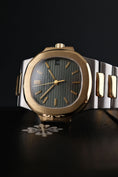 Charger l'image dans la visionneuse de la galerie, Patek Philippe Nautilus 3800 Box + og. Papiere Green" Sigma Dial, SERVICED, Black Date, S/G

