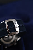Carica l'immagine nel visualizzatore della galleria, Jaeger-LeCoultre Polaris Date Q906868J - Detail view 10
