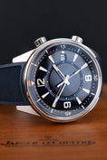 Carica l'immagine nel visualizzatore della galleria, Jaeger-LeCoultre Polaris Date Q906868J - Detail view 3
