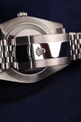 Carica l'immagine nel visualizzatore della galleria, Rolex Datejust 41 126334 Box + og. Papiere Blue Diamond Dial, LC100, Jubilee
