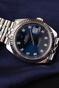 Carica l'immagine nel visualizzatore della galleria, Rolex Datejust 41 126334 Box + og. Papiere Blue Diamond Dial, LC100, Jubilee

