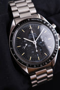 Charger l'image dans la visionneuse de la galerie, Omega Speedmaster Moonwatch 38905006 - Detail view 1
