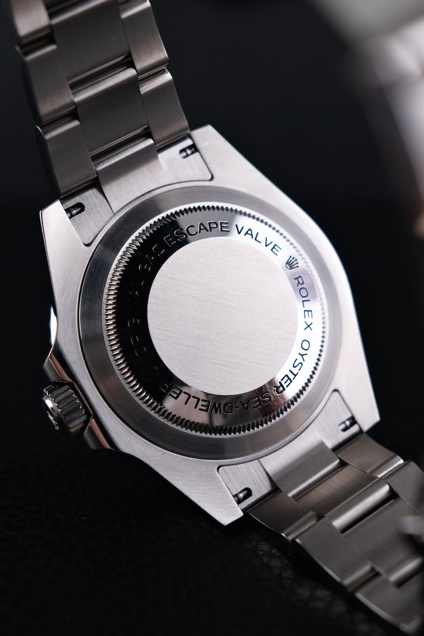 Rolex Sea-Dweller 4000 116600 - Detail view 9