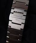 Bild in Galerie-Betrachter laden, Tissot PRX Chronograph T137.427.11.011.00 Box + og. Papiere White Dial, incl. Delugs Rubber Strap with Butterfly Clasp
