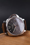 Carica l'immagine nel visualizzatore della galleria, Panerai Luminor Due PAM00904 - Detail view 4
