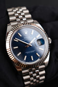 Bild in Galerie-Betrachter laden, Rolex Datejust 41 126334 Box + og. Papiere Blue Stick Dial, Jubilee
