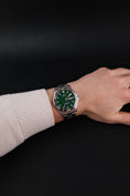 Load image into Gallery viewer, Mido Ocean Star 200C M042.430.11.091.00 Box + og. Papiere Green Dial, German Delivered
