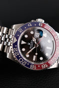 Bild in Galerie-Betrachter laden, Rolex GMT-Master II "Pepsi" 126710BLRO Box + og. Papiere 2023, 40mm
