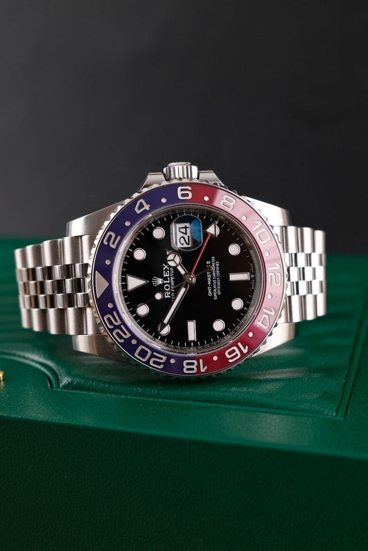 Rolex GMT-Master II "Pepsi" 126710BLRO Box + og. Papiere 2023, 40mm