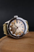 Cargar la imagen en la vista de la galería, Blancpain Fifty Fathoms Bathyscaphe 5052-1146 Box + og. Papiere Day Date Desert Edition, 99% NEW, German Delivered
