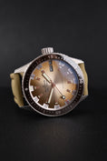Cargar la imagen en la vista de la galería, Blancpain Fifty Fathoms Bathyscaphe 5052-1146 Box + og. Papiere Day Date Desert Edition, 99% NEW, German Delivered
