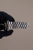 Carica l'immagine nel visualizzatore della galleria, Omega Speedmaster Professional Moonwatch 31030425001002 - Detail view 5

