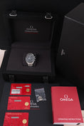 Carica l'immagine nel visualizzatore della galleria, Omega Speedmaster Professional Moonwatch 31030425001002 - Papers and documentation
