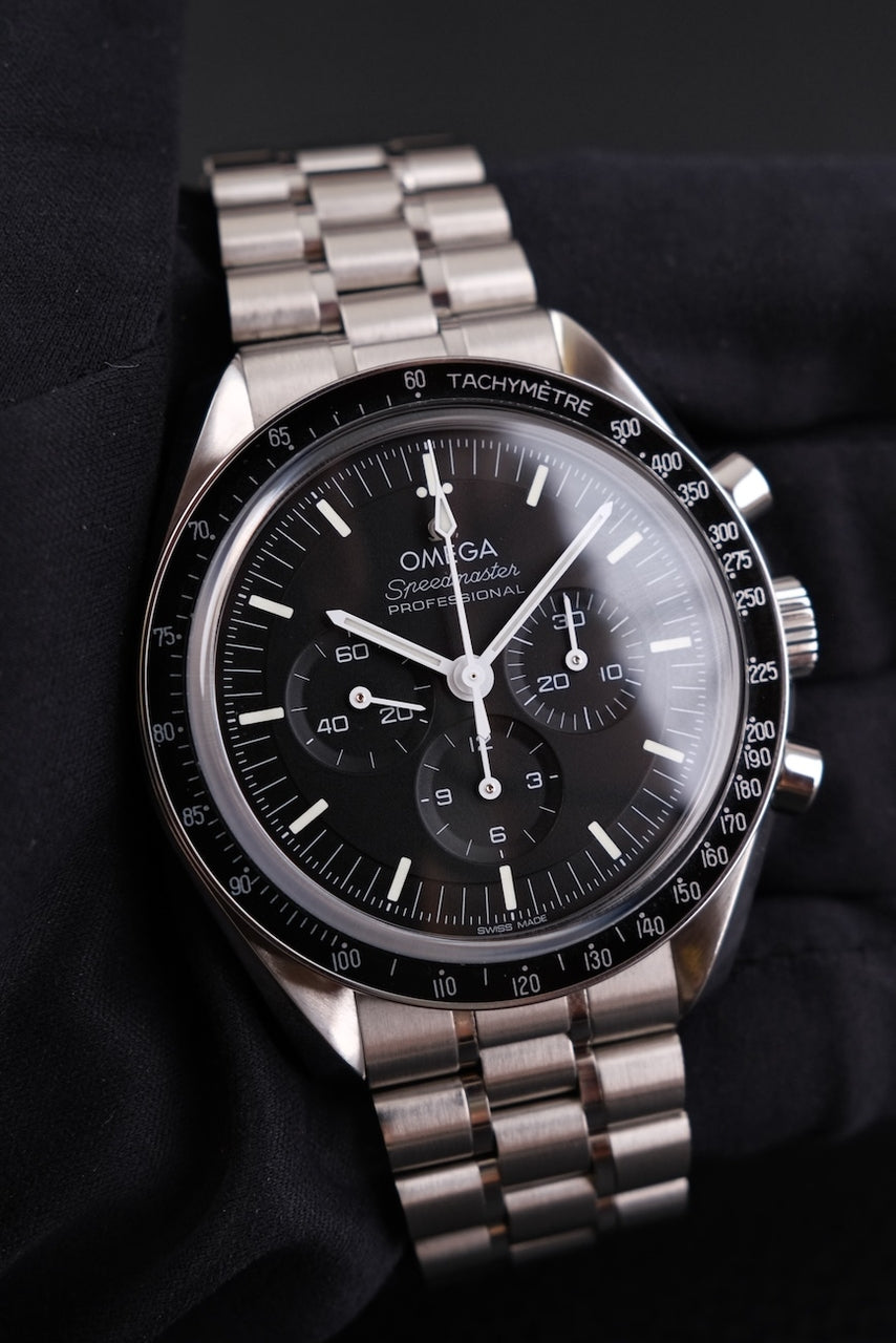 Omega Speedmaster Professional Moonwatch 31030425001002 - Main product image