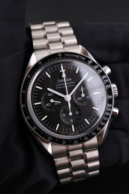 Omega Speedmaster Professional Moonwatch 31030425001002 - Main product image