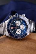 Carica l'immagine nel visualizzatore della galleria, Breitling Super Chronomat B01 44 AB0136 - Detail view 2
