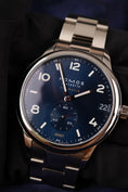 Load image into Gallery viewer, Nomos Club Sport Neomatik 42 Date Blue 782 Box + og. Papiere 42mm
