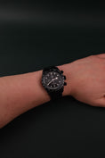 Bild in Galerie-Betrachter laden, Tudor Black Bay Chrono Dark 79360DK Box + og. Papiere Limited "All Blacks" Rugby Editon
