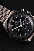 Carica l'immagine nel visualizzatore della galleria, Omega Speedmaster Professional Moonwatch 31030425001001 Box + og. Papiere German Delivered, 42mm
