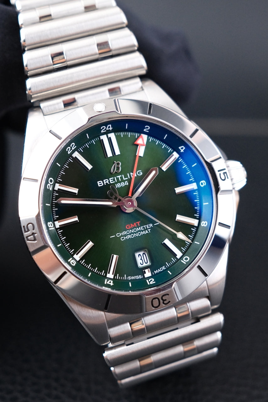Breitling Chronomat GMT 40 A32398101M1A1 - Detail view 3
