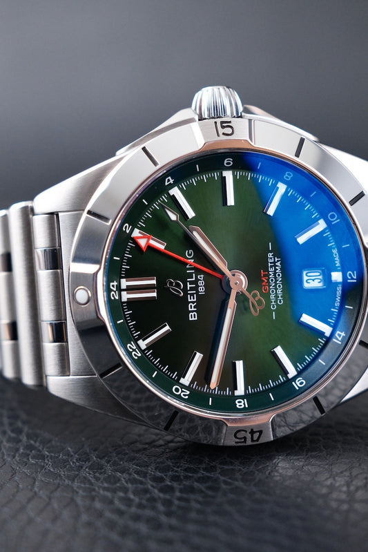 Breitling Chronomat GMT 40 A32398101M1A1 - Detail view 1